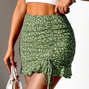 SHEIN Green Floral Mini Skirt